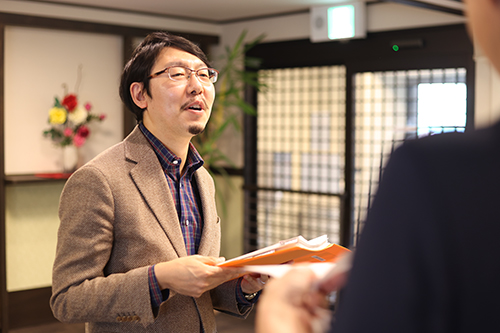 中井さん仕事中